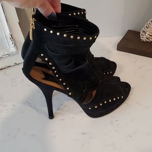 Boutique 9 Booties